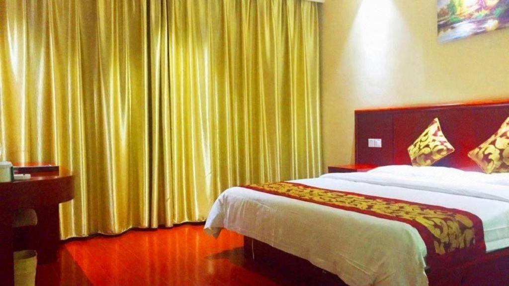 Greentree Inn Jiangsu Nantong Qidong Bus Station Express Hotel Hexingzhen Zewnętrze zdjęcie