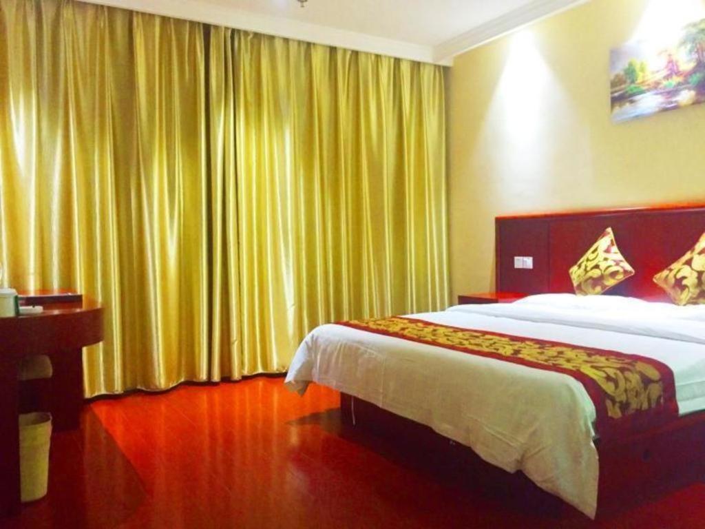 Greentree Inn Jiangsu Nantong Qidong Bus Station Express Hotel Hexingzhen Zewnętrze zdjęcie
